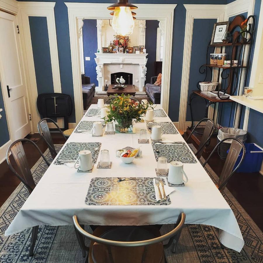 Bed & Breakfast The Kenwood Gables St. Petersburg
